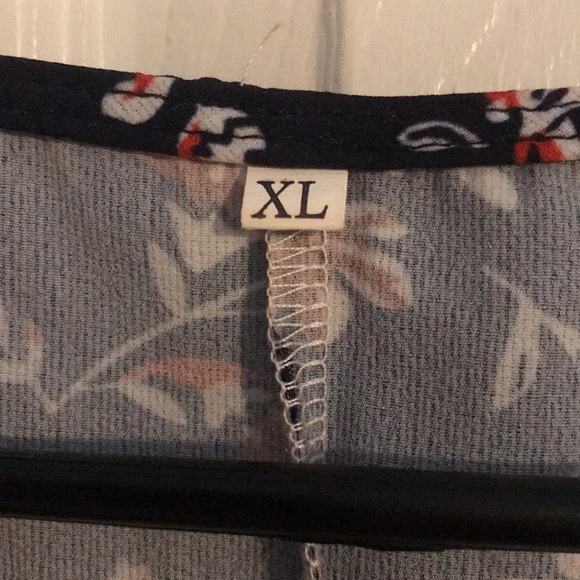 Women's Floral Casual mini-dress - Picture 2 of 2